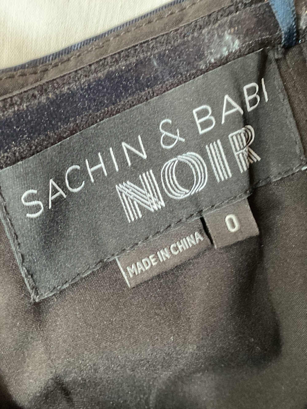 Sachin + Babi Noir
Off-The-Shoulder Long Dress, 0, midnight/Red - Picture 6 of 9